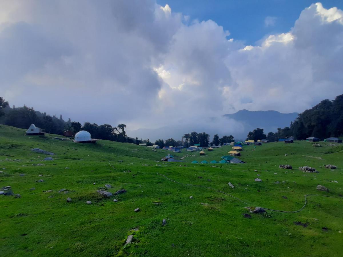 Hotel Himalayan Dews Ukhimath Dış mekan fotoğraf